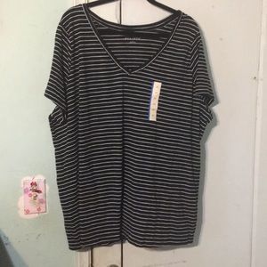 Nwt 3x ava and viv top
